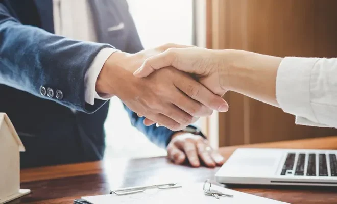 hand shake